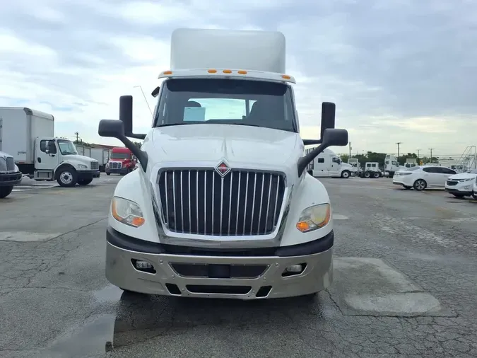 2019 NAVISTAR INTERNATIONAL LT625 DAYCAB T/A