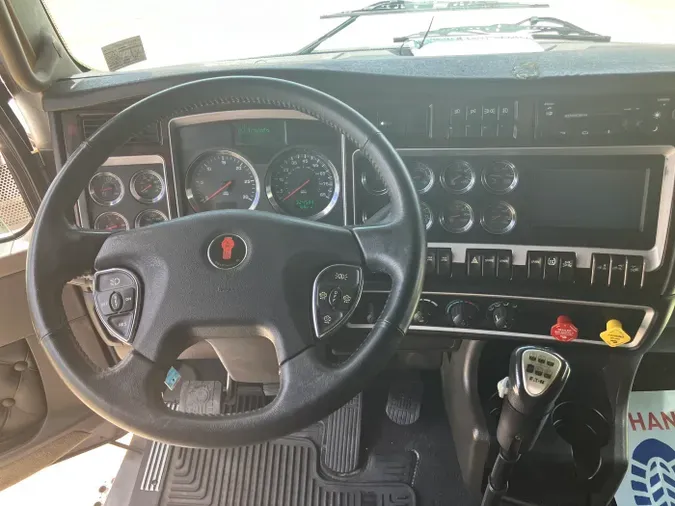 2021 Kenworth W900L