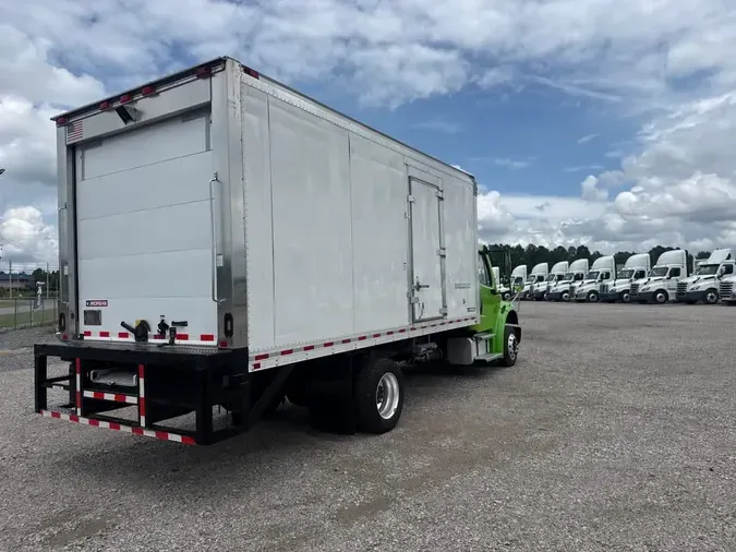2020 FREIGHTLINER/MERCEDES M2 106