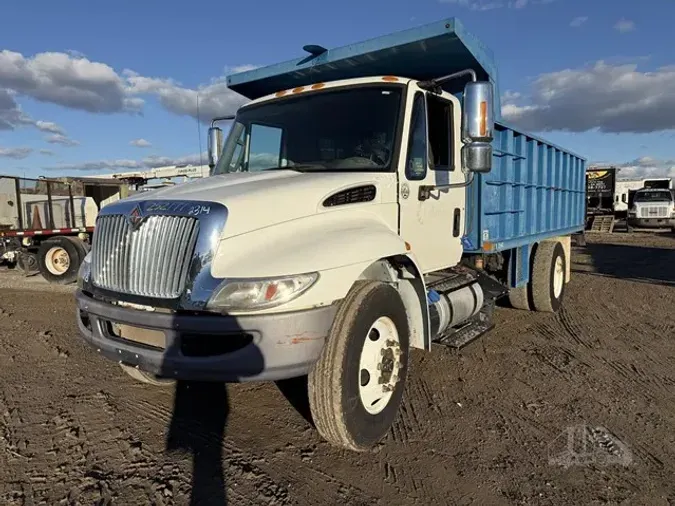 2016 INTERNATIONAL DURASTAR 4300