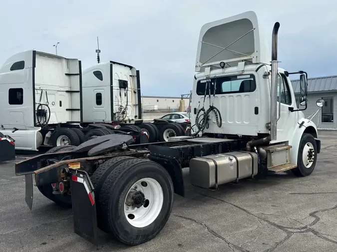 2022 FREIGHTLINER/MERCEDES M2 106