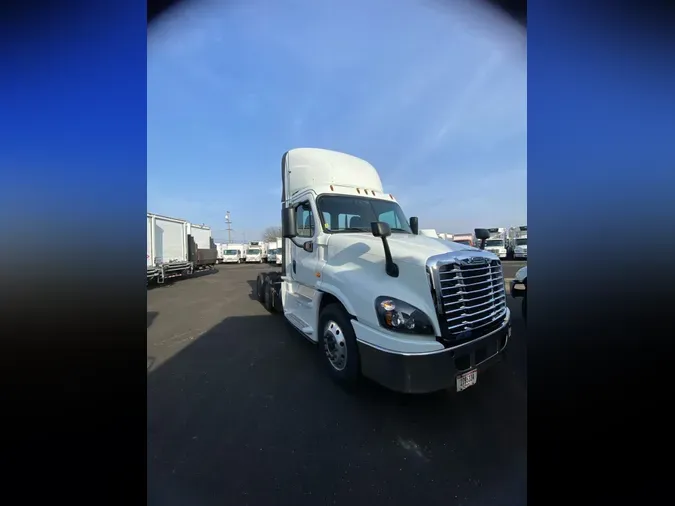 2019 FREIGHTLINER/MERCEDES CASCADIA 1257665d52d9cbd0d9a7bac53985ea4e553