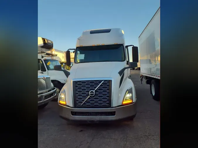 2020 VOLVO VNL64T-760