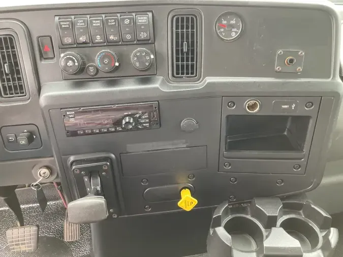 2020 NAVISTAR INTERNATIONAL MV607 (4X2)