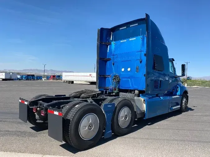 2019 International LT625