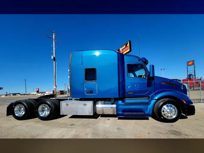 2022 Peterbilt 579766de29f6f25038f6ad2f229acfcb859