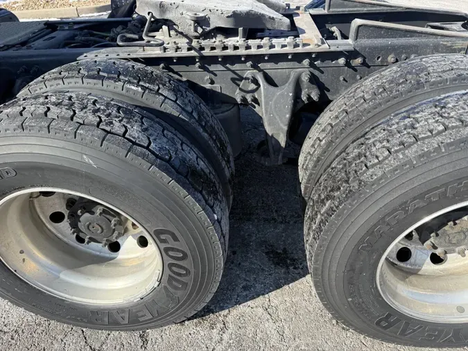 2021 International LT625