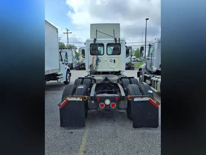 2020 FREIGHTLINER NEW CASCADIA PX12664