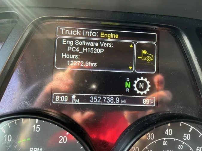 2020 Peterbilt 567