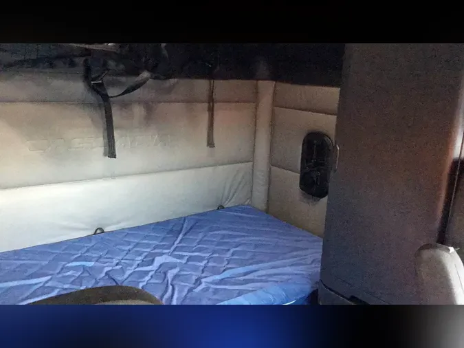 2022 Freightliner Cascadia 1267670ae5b294e63c5f3e0d0f029b0b45d