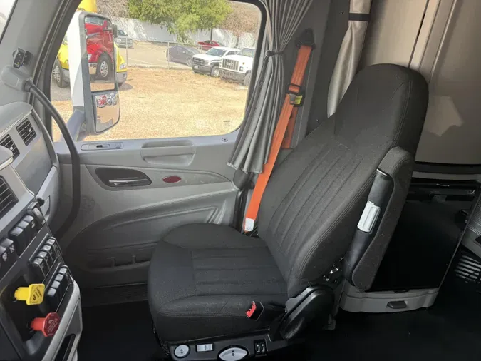 2021 Peterbilt 579