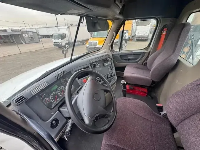 2020 Freightliner Cascadia