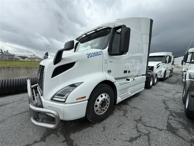2021 VOLVO VNR640767df5d2d3868e1047f0e8d2c2424b9d