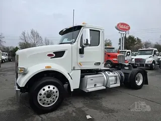 2022 PETERBILT 567