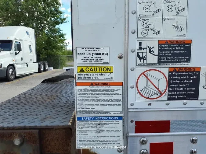 2018 FREIGHTLINER M2 106