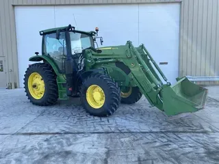 2016 John Deere 6145R