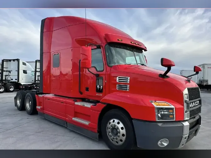 2023 MACK ANTHEM