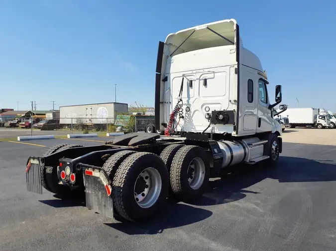 2020 FREIGHTLINER/MERCEDES NEW CASCADIA 116