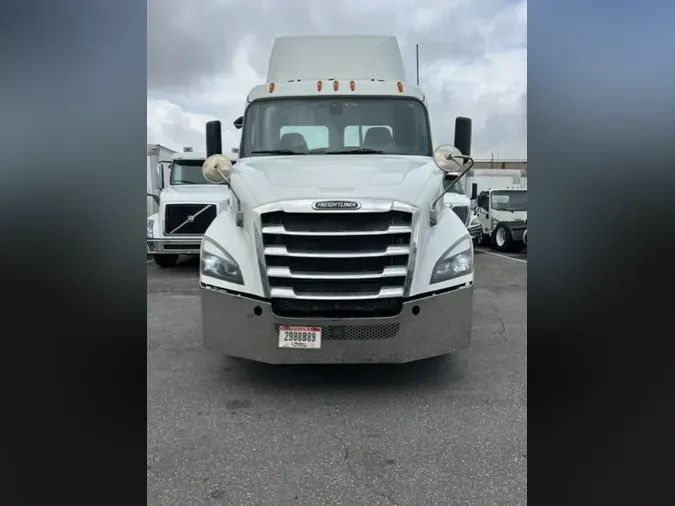2020 FREIGHTLINER/MERCEDES NEW CASCADIA 1167690a4e3e3cb04a4ae64a516852cf129