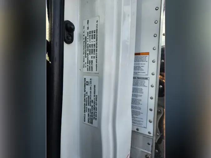 2016 HINO 338 Derated