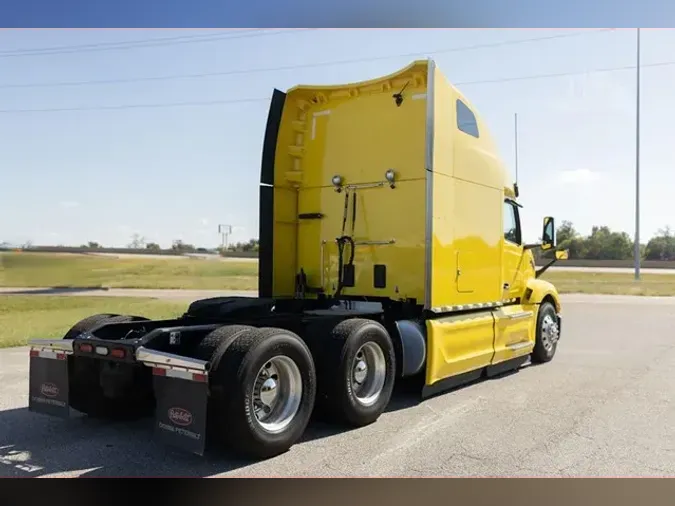 2023 PETERBILT 579