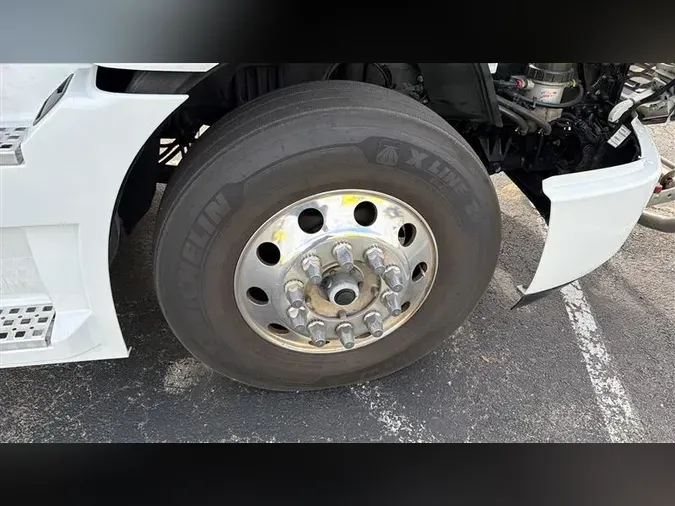 2023 VOLVO VNR300769546fb0a4e5907e1035d941b70adc9