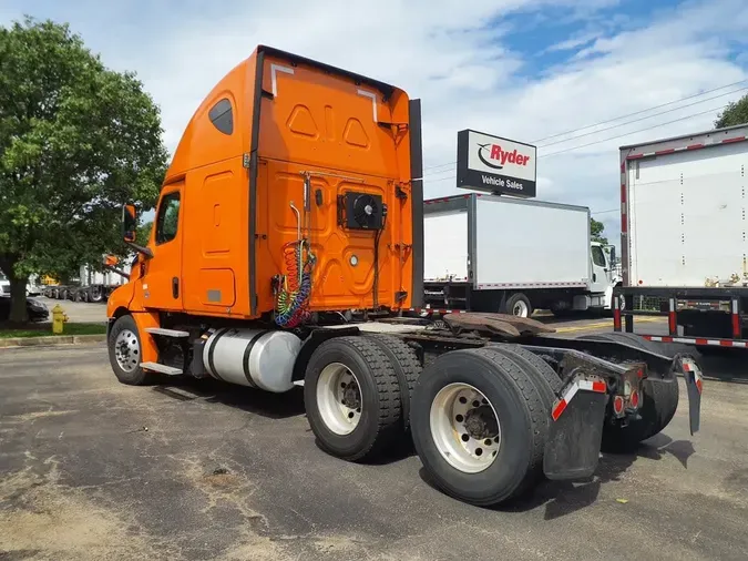 2019 FREIGHTLINER NEW CASCADIA PX12664