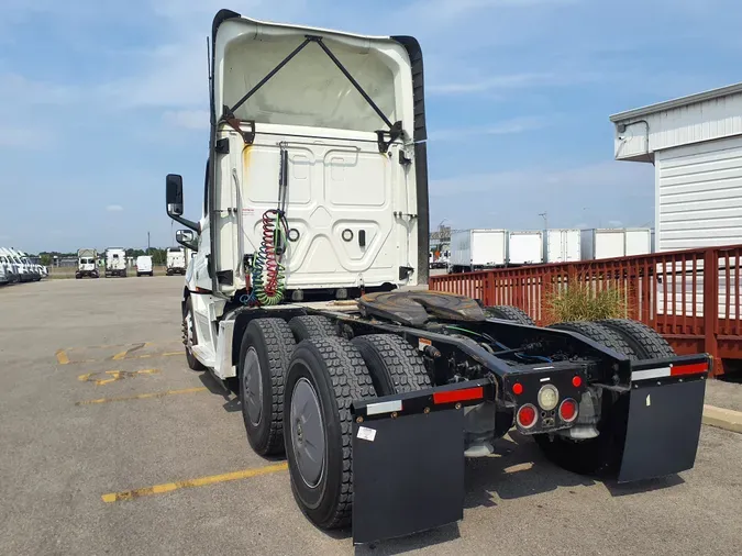 2019 FREIGHTLINER/MERCEDES NEW CASCADIA PX12664