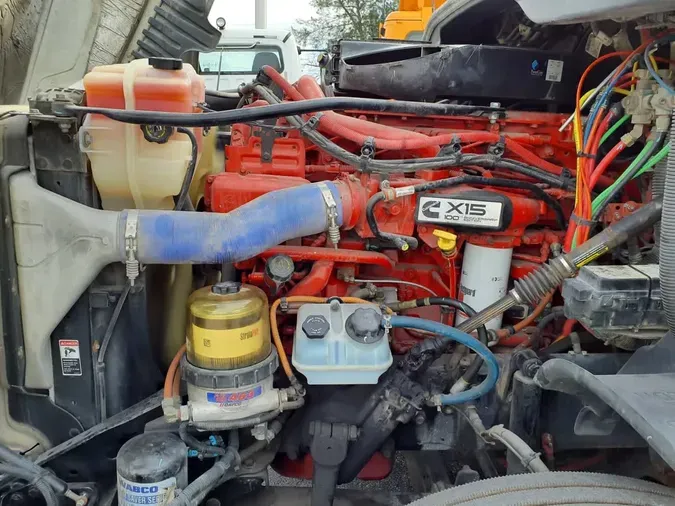 2020 FREIGHTLINER/MERCEDES CASCADIA 125769f43325956c4cfb89160c9a6edcb93