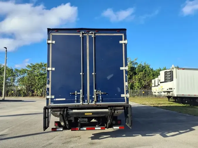 2014 FREIGHTLINER/MERCEDES M2 106