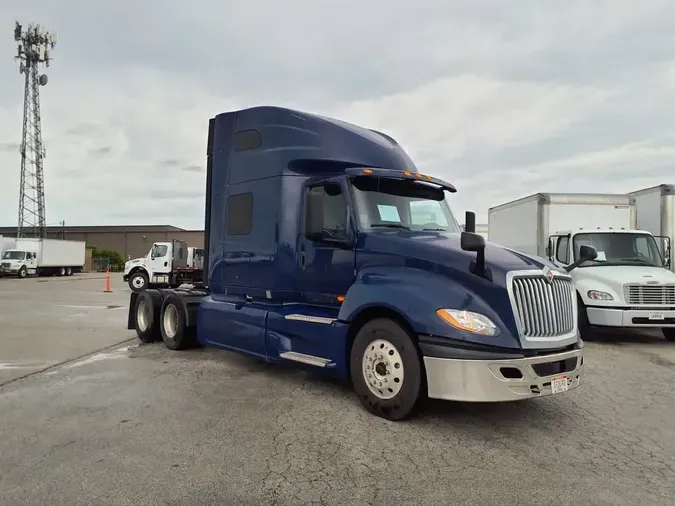 2019 NAVISTAR INTERNATIONAL LT625 SLPR CAB