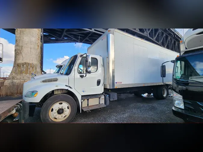 2016 FREIGHTLINER/MERCEDES M2 106