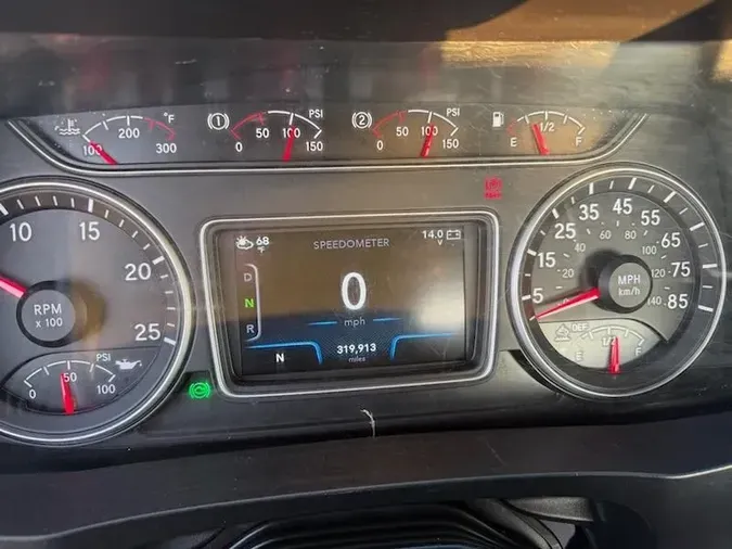 2020 International LT625