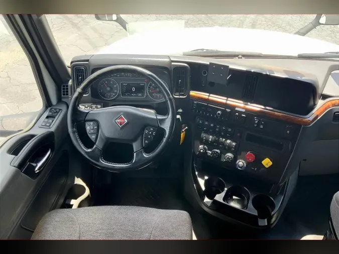2021 INT LT625 6x4