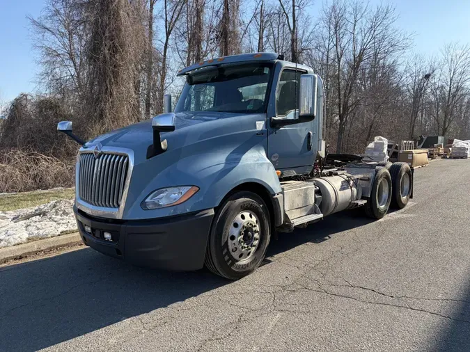 2020 International LT625