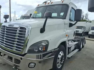 2018 FREIGHTLINER/MERCEDES CASCADIA 125