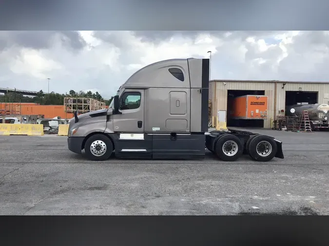 2024 Freightliner Cascadia 12676af31c085f9a16993bd2f42bc170e9d