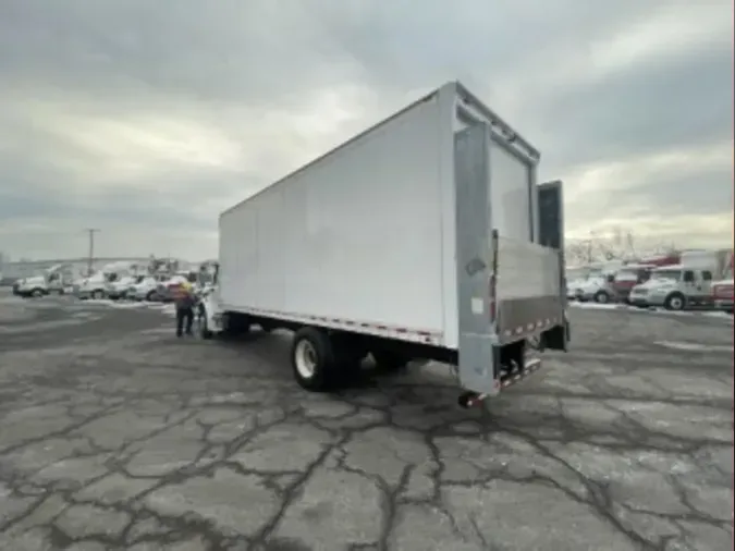 2020 FREIGHTLINER/MERCEDES M2 106