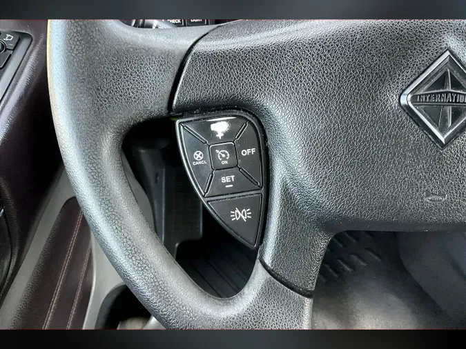 2022 INT LT625 6x4
