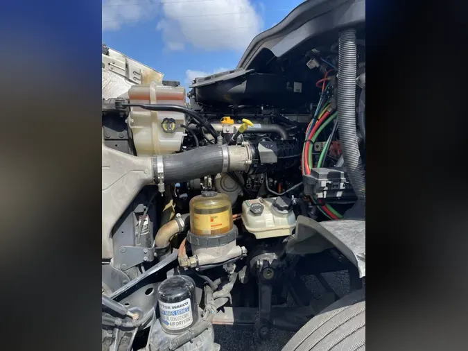 2018 FREIGHTLINER CASCADIA PX11364ST