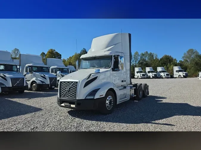 2019 Volvo VNL300