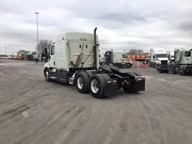 2020 Freightliner Cascadia