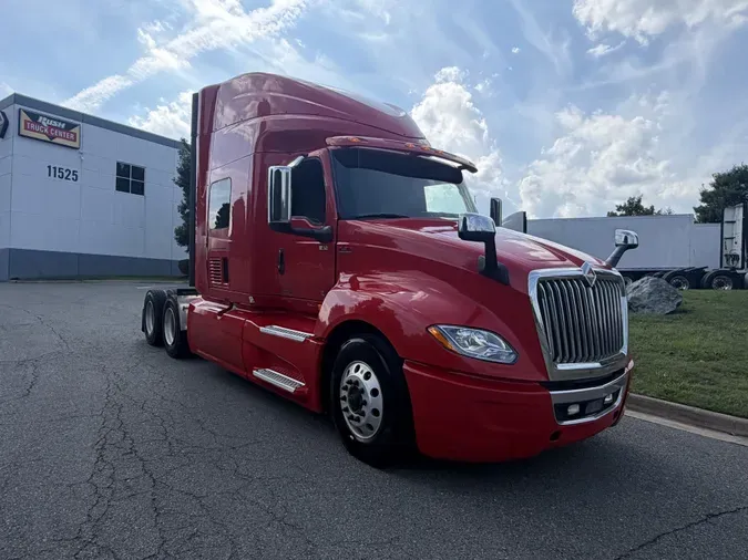 2019 International LT625