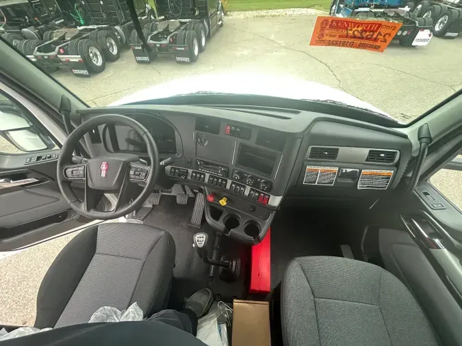 2026 Kenworth T880 Short Hood