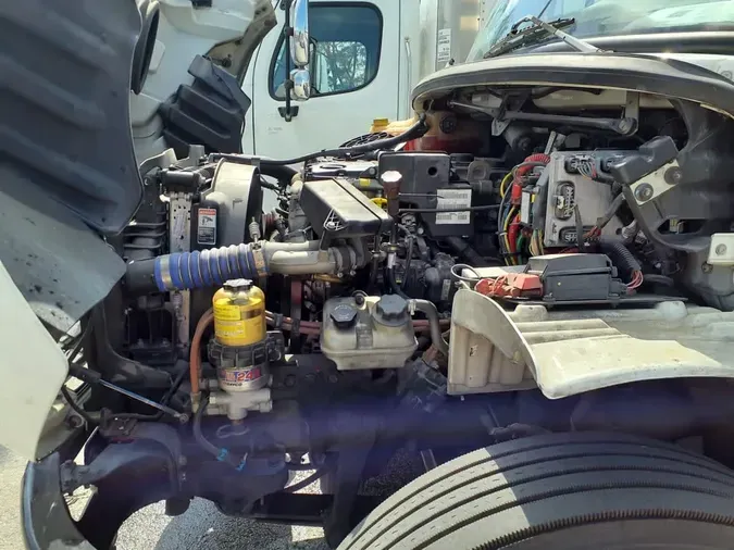 2020 FREIGHTLINER/MERCEDES M2 10676ca198e29075e9f00ba0bccbfeb7491