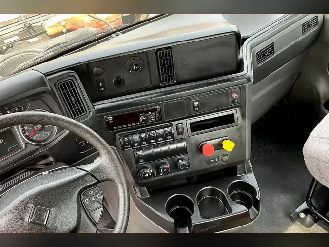 2020 INT LT625 6x4