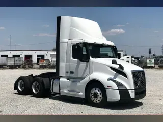 2018 Volvo VNL