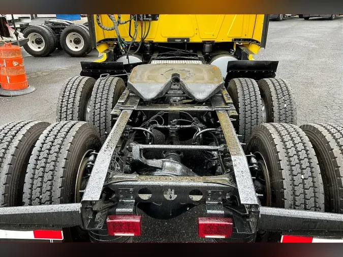 2022 INT LT625 6x4
