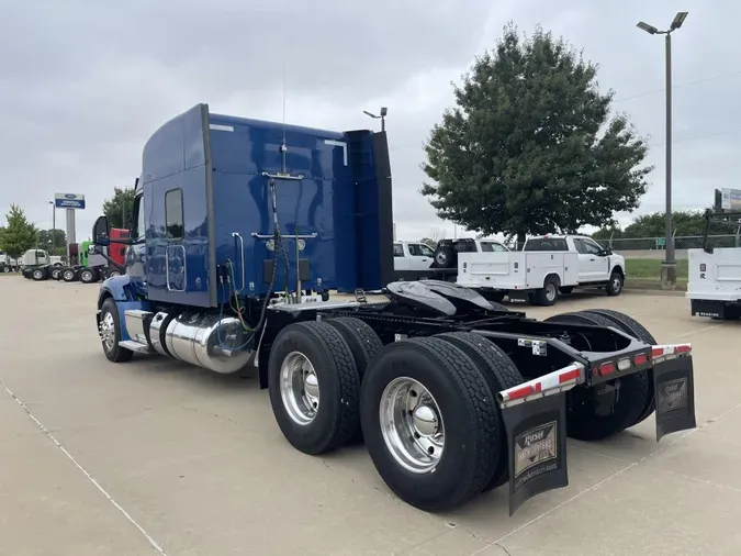 2022 Peterbilt 579