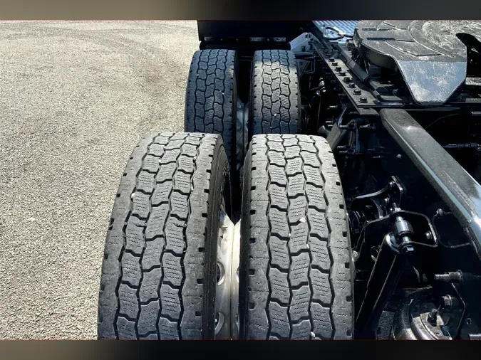 2021 INT LT625 6x4